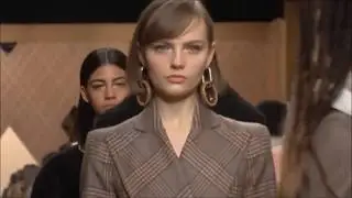 FENDI women's autumn winter 2018-19 fashion show