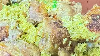 Arroz con pollo and sweet peas