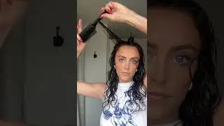 She tested a new styling technique using her Denman brush to spiral her curls for max definition 👀