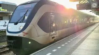 Vertrekt de SLT 2440 op Station Diemen Zuid 