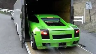 Delivery / Unloading Lamborghini Gallardo