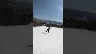 Learning the compass 360 on 2024 in 🇯🇵 #snowboarding #360 #nepal #nepalsnowboarding