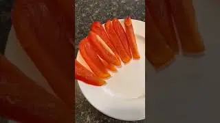 Low carb - spinach dip & veggie snack