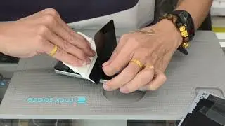 Xiaomi 15 Ultra | Rock Space Hydrogel Privacy Matte Screen Protector Installation