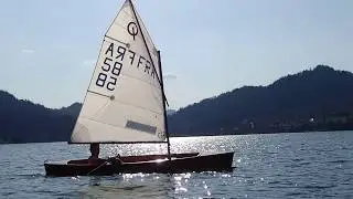 Sailing a 12 feet Duck punt at lake Colibita, Romania