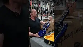 🔥 First Look: Gibson SG Custom &ldquo;Blue Widow&rdquo; | Only at Bizarre Guitar Reno 🔵