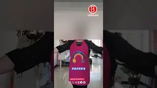 T-shirt turns into apron