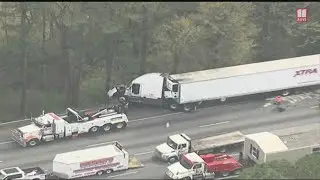 5 taken to hospital after wreck on I-285, fire officials say