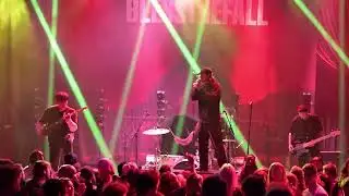 Drop Dead Gorgeous - The Show Must Go On (Live at the HOB Chicago)