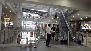 Siam Square One shopping Mall Bangkok open for business June 2014 🇹🇭 Thailand