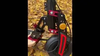 E-FLEX XERIDER &eacute;quip&eacute;e du FREIN AVANT et GUIDON PLIABLE SHARKSET