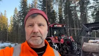 Vinschar och k&ouml;r ut timmer med Lunningspulka 2.1, Case IH och Mowi #lunna #mowi #case
