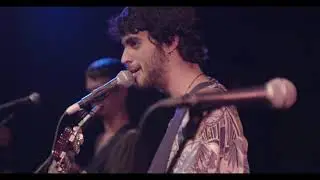 Pedro Pastor y Los Locos Descalzos - Desaprendiendo (Directo)