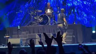 Weezer. Surf Wax America. Movistar Arena, Buenos Aires, Argentina 5/11/2025
