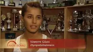 Sümeyye Gülec taekwondo-oezer.com
