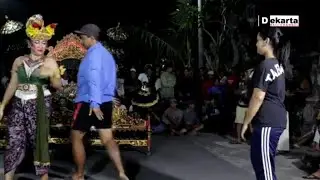 Rebutan pengen ngibing