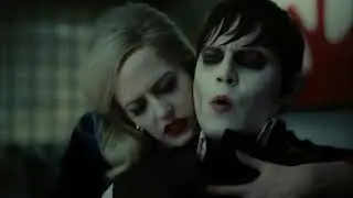 Cuando la toxica quiere volver contigo Johnny Depp en sombras tenebrosas (Dark shadows)