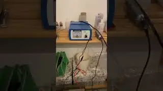 как правильно заряжать аккумулятор? #аккумулятор #селаккумулятор #авто #зарядкааккумулятора