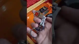 коллекция ключей от автомобилей