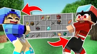 USANDO OS MESMOS ITENS DO INVENTÁRIO!! *deu briga* - MINECRAFT