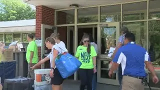Augustana students settle into their new world