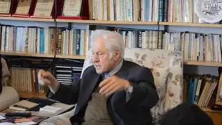 Nuri Pakdil'den Meşhur Devrimci Selamlaması