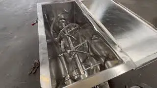Ross ribbon blender