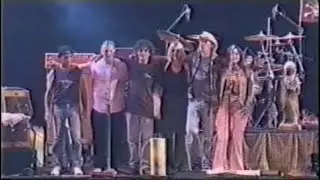 Neil Young & Crazy Horse - Roll Another Number (For The Road)