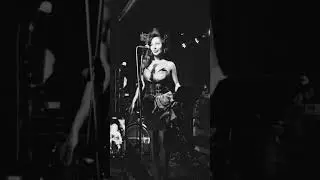 Madnezz of Amy live @ the Dublin castle Camden