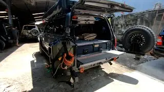 Land cruiser Vx80 untuk overland... bisa di tiru banget neh...