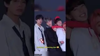 When taehyung 🐻 jealous 😨🔥 is overloaded for jinkook 🐰🐹 #bts #jimin #jin #shorts
