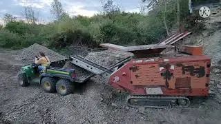 mini quarry crushing rock