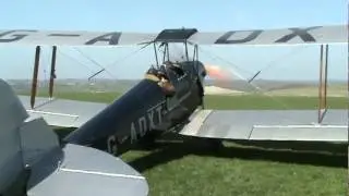 DeHavilland DH.82 Tiger Moth Cold Start Compton Abbas Airfield