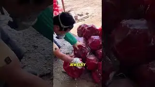 Miner&rsquo;s Jackpot: Massive Gemstone Discovery&mdash;What&rsquo;s It Worth?