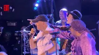 Bruce Springsteen & Little Steven and the Disciples of Soul - 10th Ave. Freeze Out