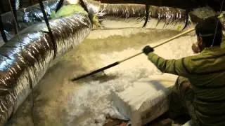 How to Spread Insulation by Hand - Loose fill - Blow in