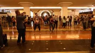 Flash Mob for Peace at Union Station #WOMENSERIOUSLY