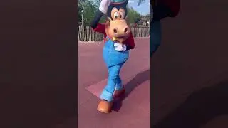 Who&rsquo;s this? Is this Horace Horsecollar?  #disneycharacters #clarabelle #horacehorsecollar