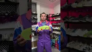 Магазин кроссовок в самом центре Донецка @Sneakers Street Donetsk #кроссовки #донецк