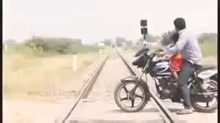 Railways eliminate all unmanned level crossings by 2019