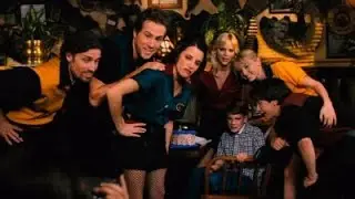 Waiting... | Full Movie Facts And Information | Ryan Reynolds, Anna Faris