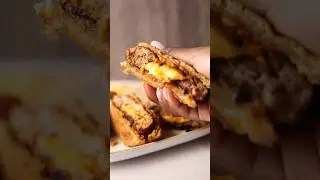 Juicy Lucy Turkey Burger