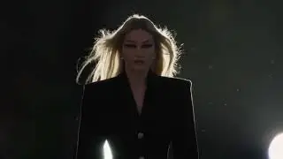 The Art of the Catwalk: Training & Iconic Models#runway #catwalktour #fashion #modelshoot #normie