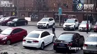 INCREDIBILE INCIDENTE IN CINA