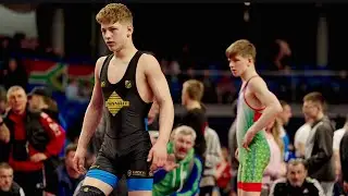 U15 Oliwier Deja (POL) vs Mike Seel (GER) 57kg. Freestyle boys youth wrestling tournament.