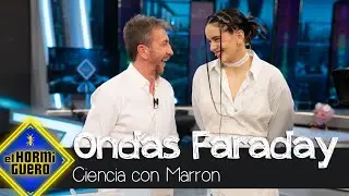 Lombrices con líquido: Rosalía sorprendida por las Ondas Faraday - El Hormiguero