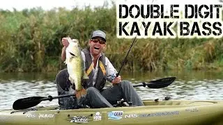 Kayak Fishing: 10 pound Largemouth Bass in Texas | Field Trips with Robert Field