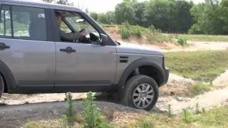Snowy's Discovery 3 axle-twister @ Eastwell Manor  by '4x4 Solutions'