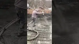 Applying Gunite For A New Swimming Pool