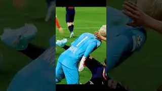 Мне пришлось пересмотреть этот момент в FIFA 23 трижды 😭